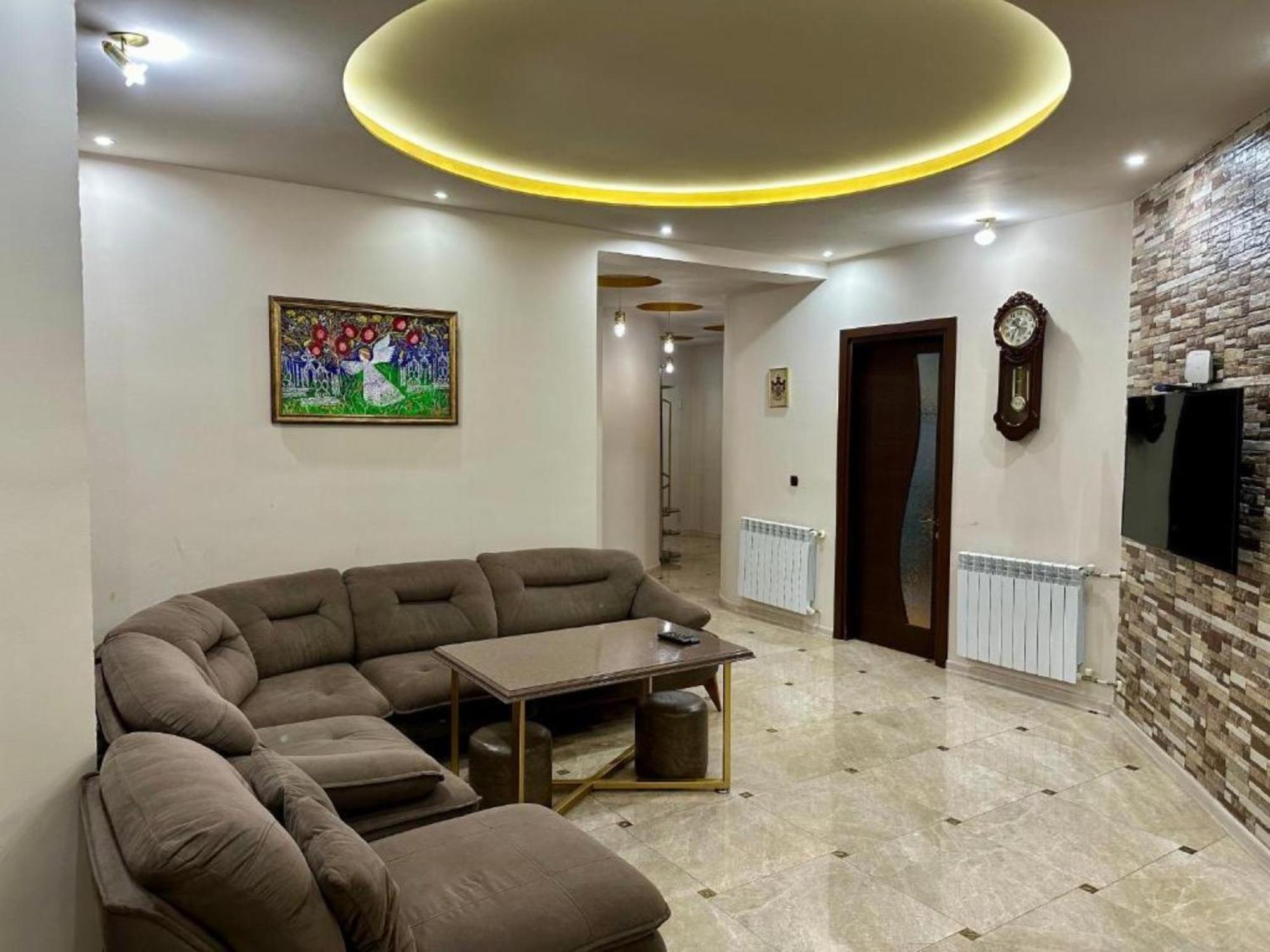 Grand Home باتومي الغرفة الصورة