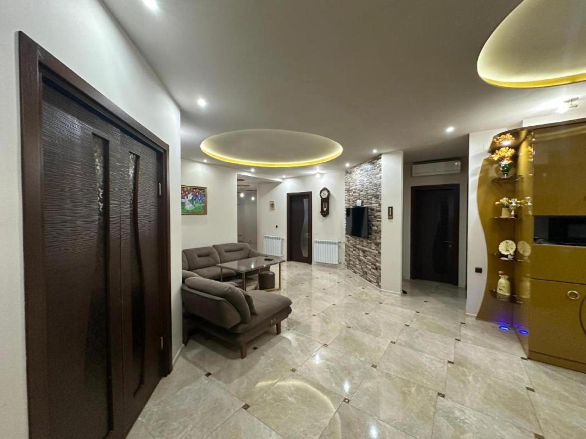 Grand Home باتومي الغرفة الصورة